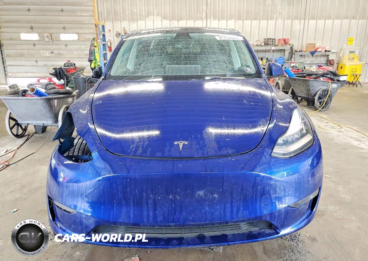2021 Tesla Model Y VIN:5YJYGAEE7MF251596 - 5