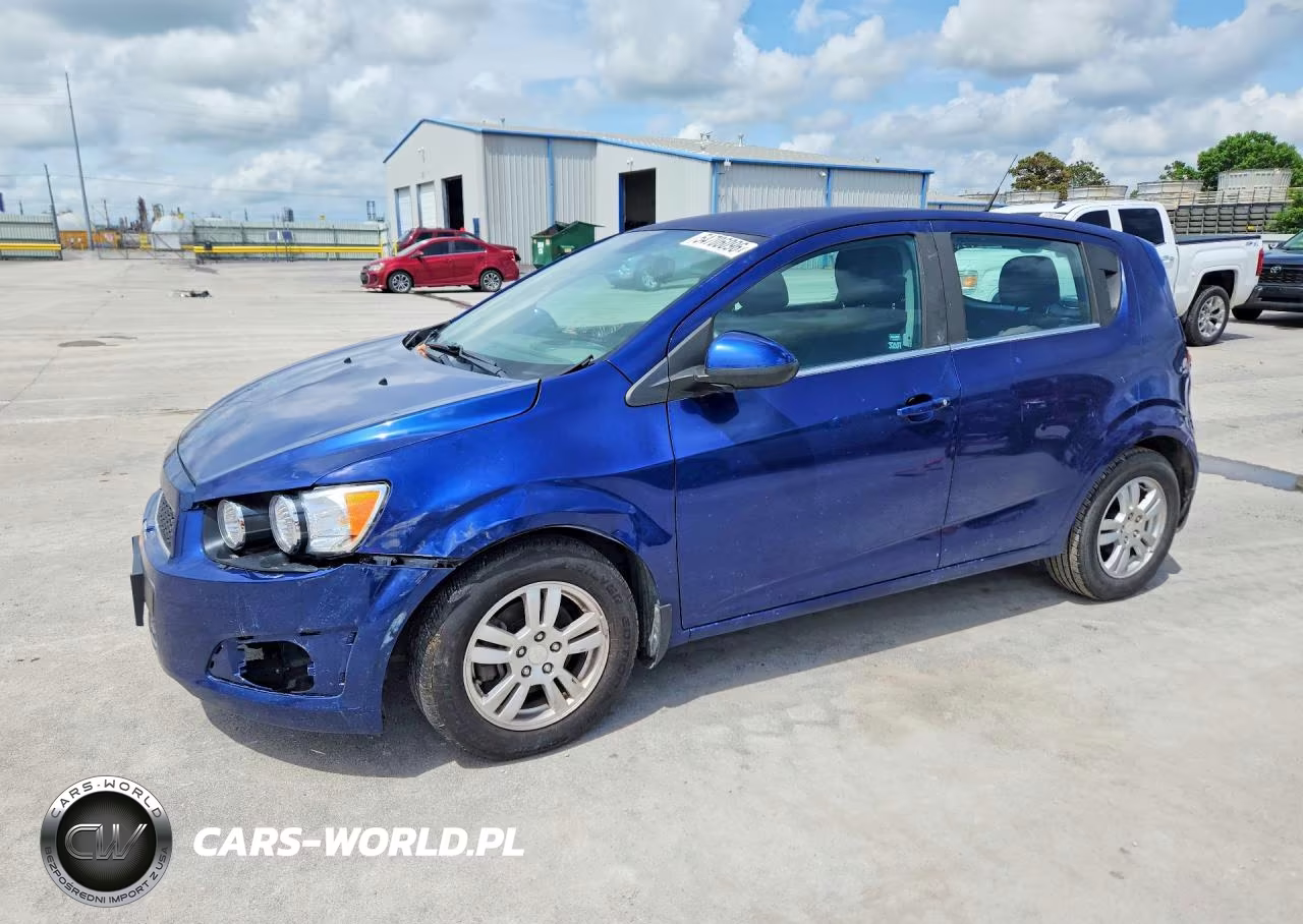2013 Chevrolet Sonic Lt – zdjęcie 1 z 12