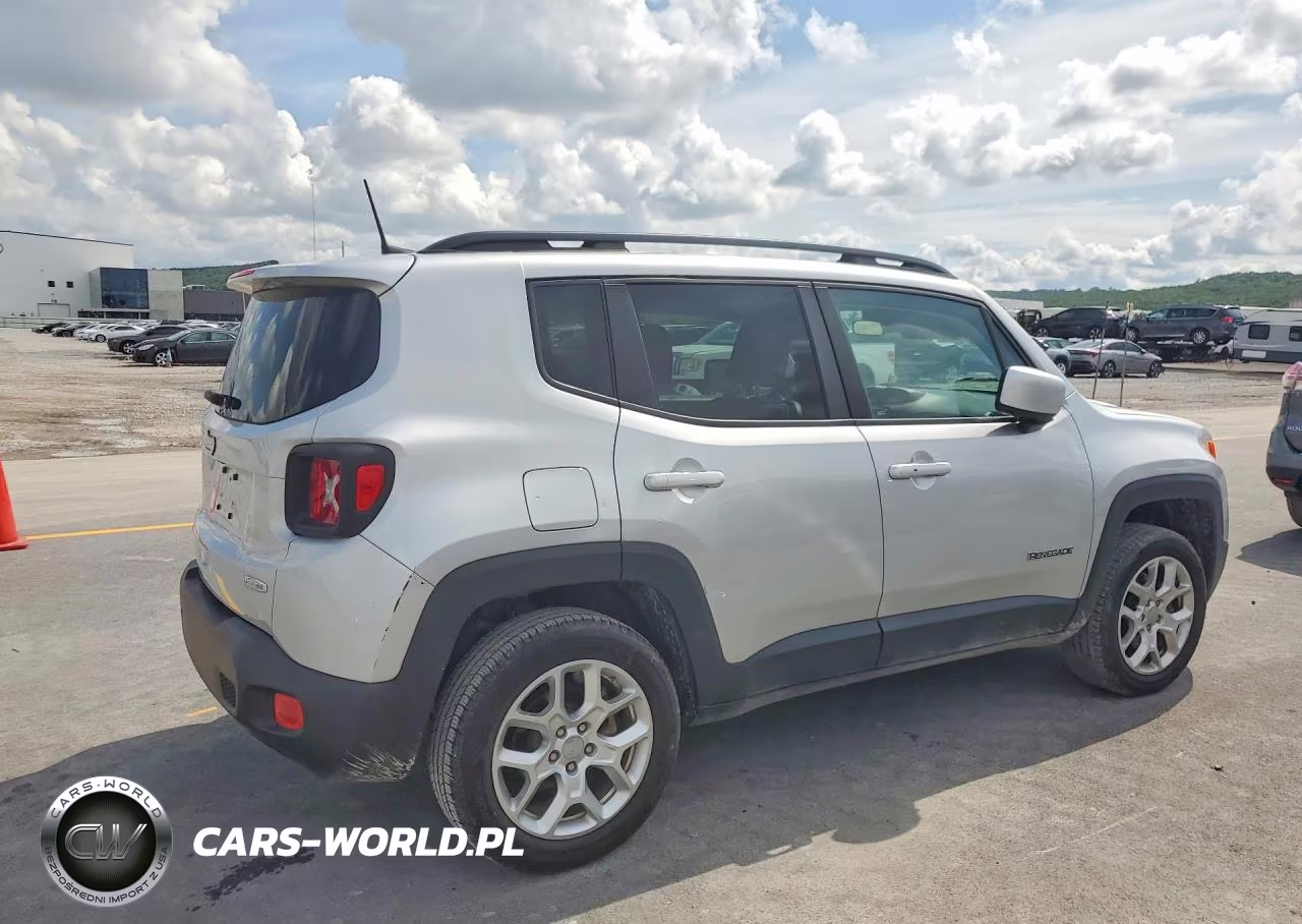 2018 Jeep Renegade Latitude VIN:ZACCJBBB7JPJ21525 - 3