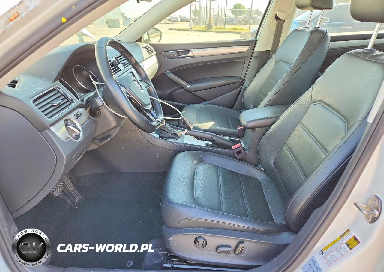 2019 Volkswagen Passat Wolfsburg VIN:1VWLA7A3XKC004938 - 7