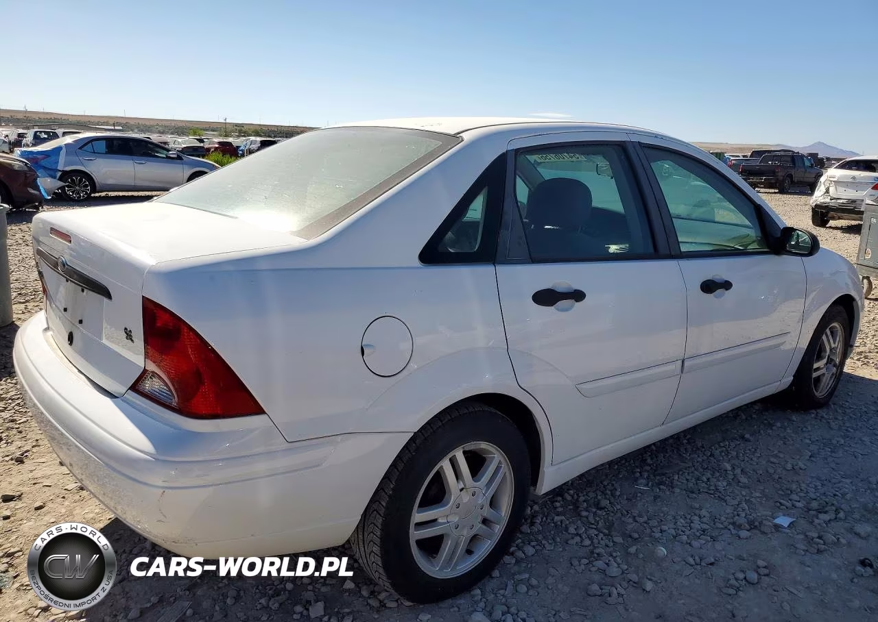2002 Ford Focus VIN:1FAFP34362W154388 - 3