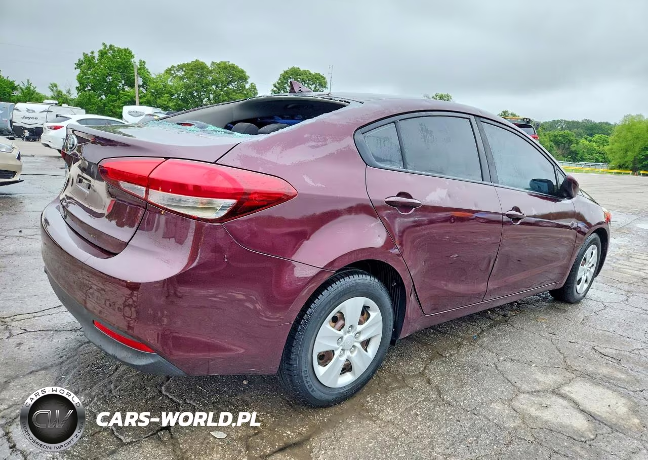 2018 Kia Forte Lx VIN:3KPFK4A77JE168315 - 3