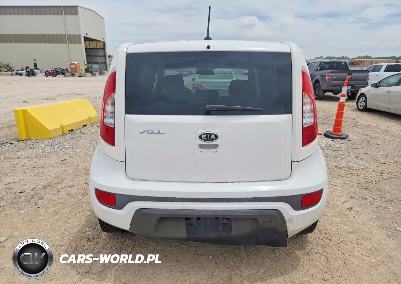 2012 Kia Soul Base VIN:KNDJT2A59C7422555 - 6