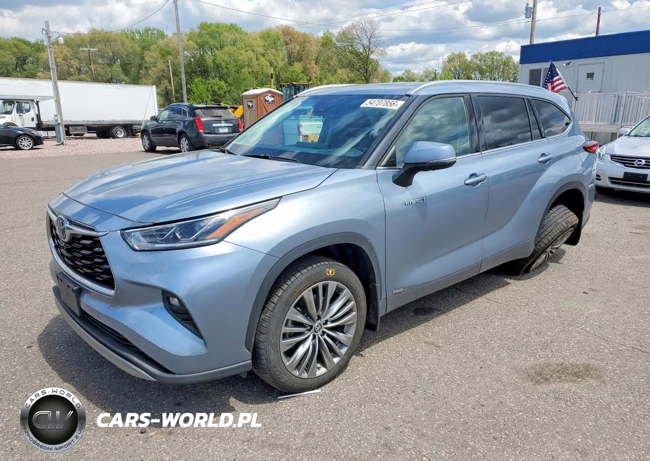 2021 Toyota Highlander Hybrid Platinum