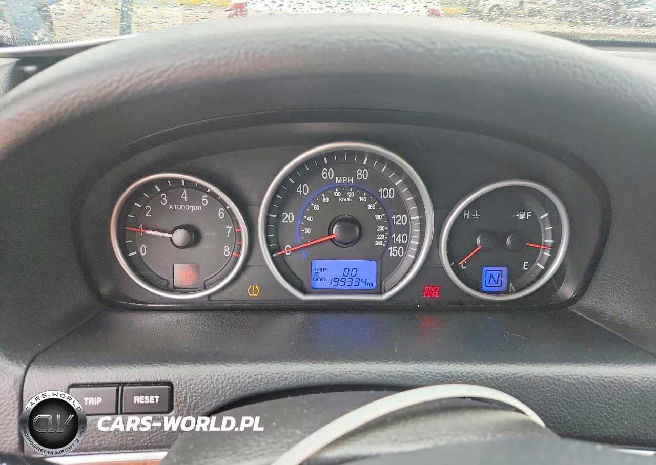 2011 Hyundai Veracruz Limited VIN:KM8NUDCC0BU163150 - 9
