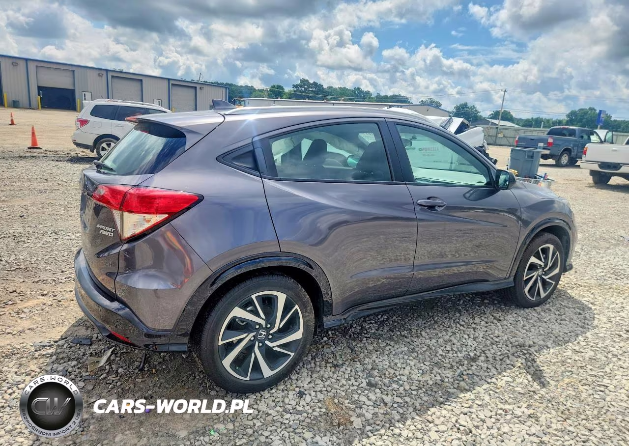2019 Honda Hr-V Sport VIN:3CZRU6H11KG709847 - 3