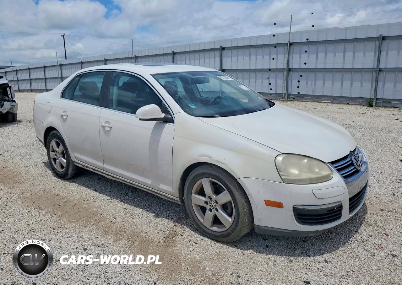 2009 Volkswagen Jetta VIN:3VWRM71K89M068770 - 4