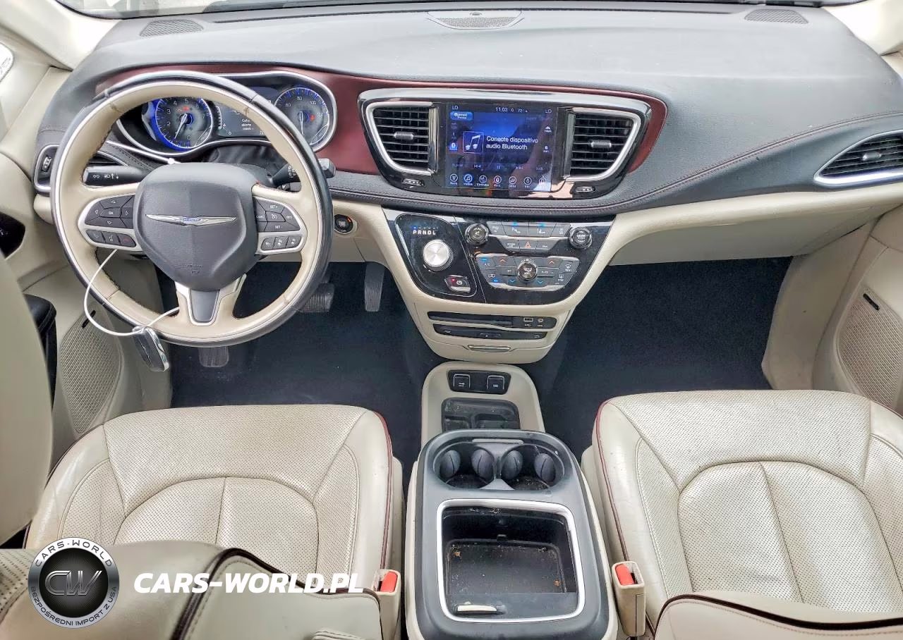 2017 Chrysler Pacifica Limited VIN:2C4RC1GGXHR614692 - 8
