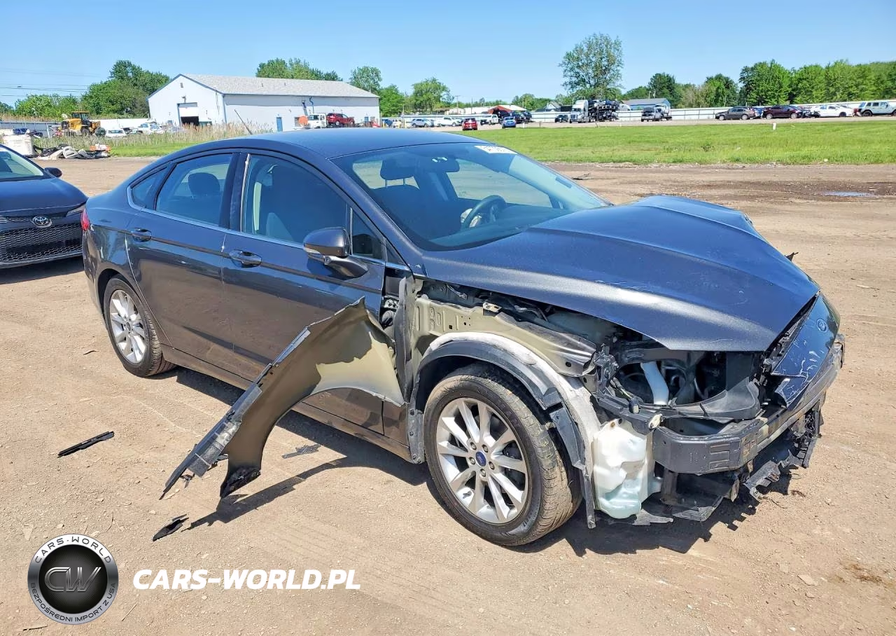 2017 Ford Fusion VIN:3FA6P0HD8HR120451 - 4