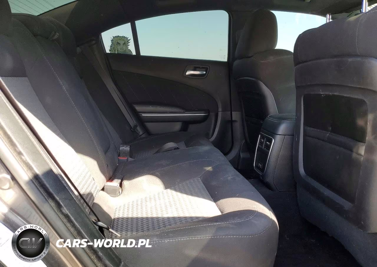 2019 Dodge Charger R VIN:2C3CDXCTXKH633401 - 10