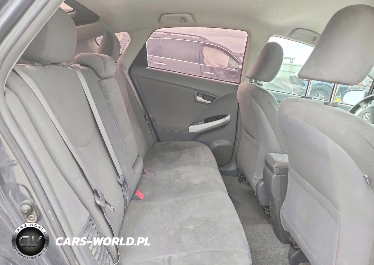 2011 Toyota Prius Two VIN:JTDKN3DU9B1384852 - 10