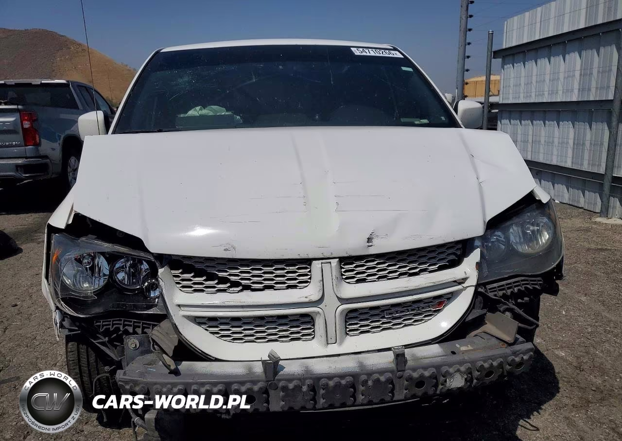 2018 Dodge Grand Caravan Se VIN:2C4RDGBG2JR135759 - 5