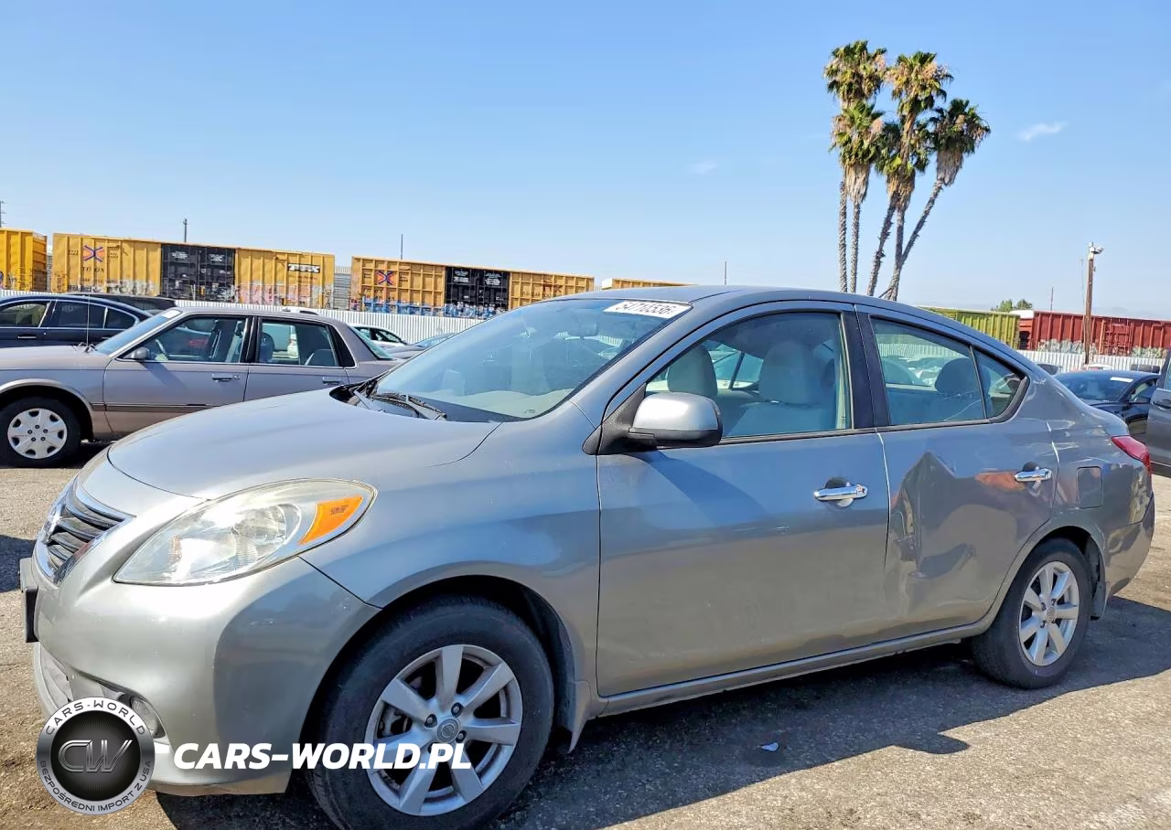 2012 Nissan Versa 1.6 S