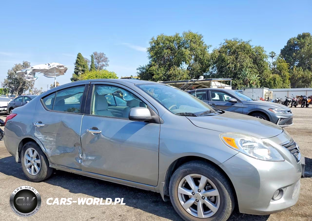 2012 Nissan Versa 1.6 S VIN:3N1CN7AP0CL861546 - 4