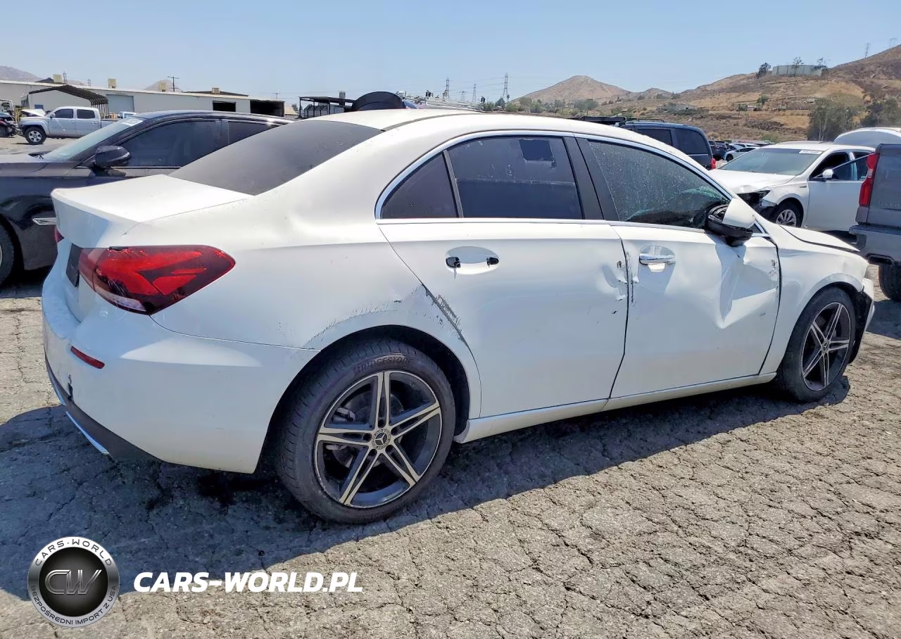 2022 Mercedes-Benz A 220 VIN:W1K3G4EB4NJ325882 - 3