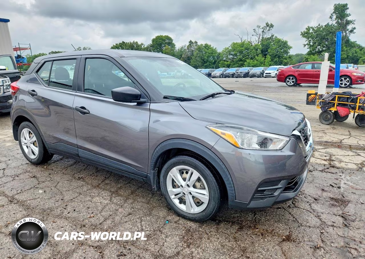 2020 Nissan Kicks S VIN:3N1CP5BV9LL572807 - 4
