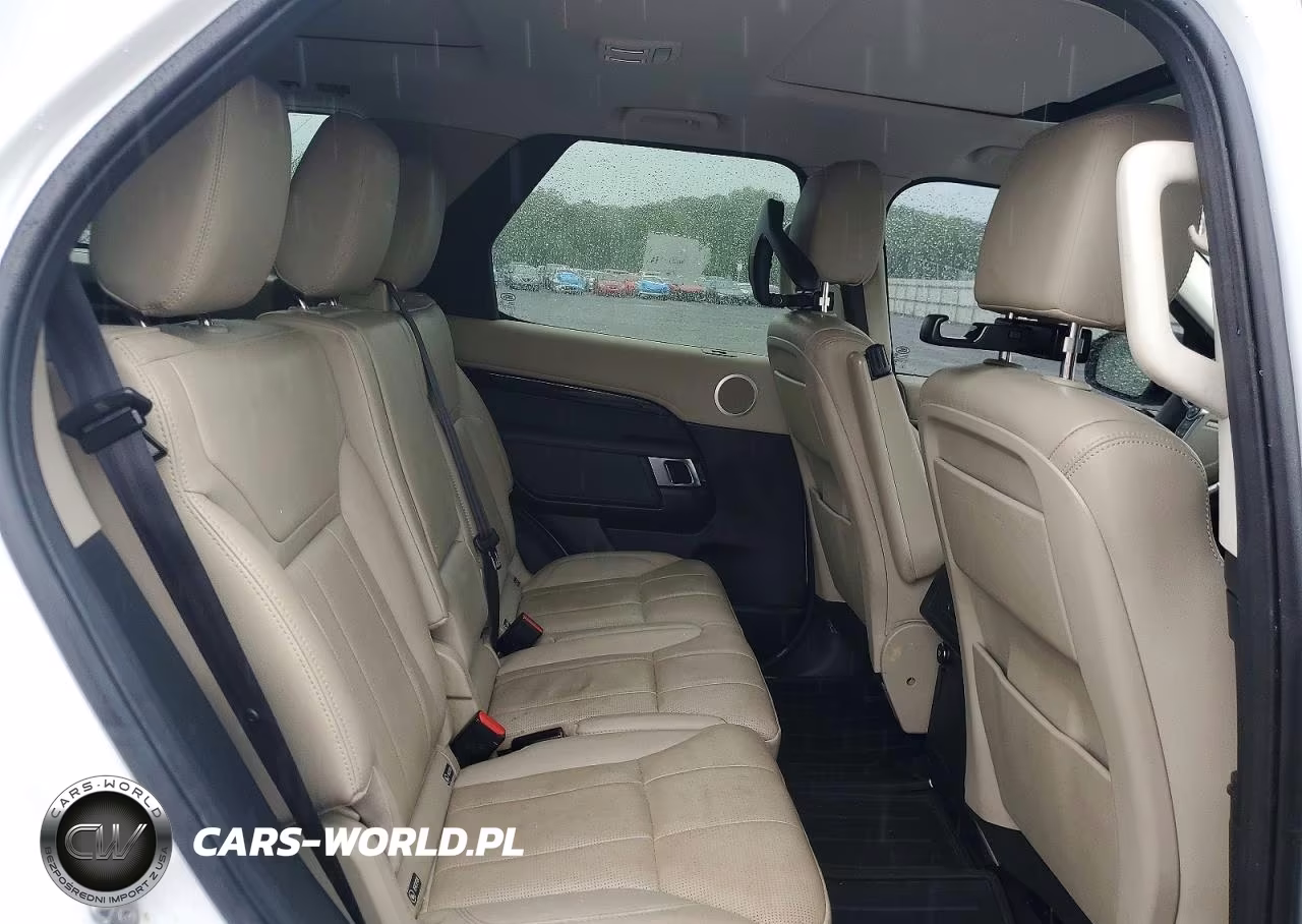 2018 Land Rover Discovery Se VIN:SALRG2RV8JA072419 - 11