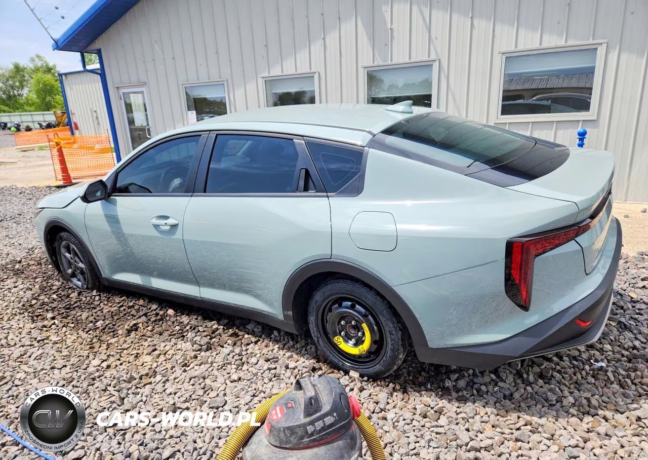 2025 Kia K4 Lxs VIN:3KPFT4DE5SE117131 - 2