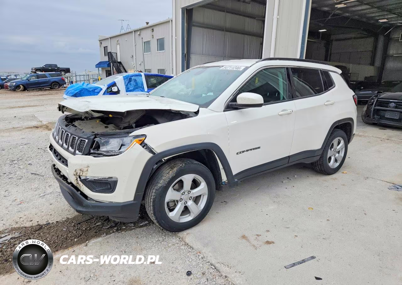 2018 Jeep Compass Latitude – zdjęcie 1 z 13