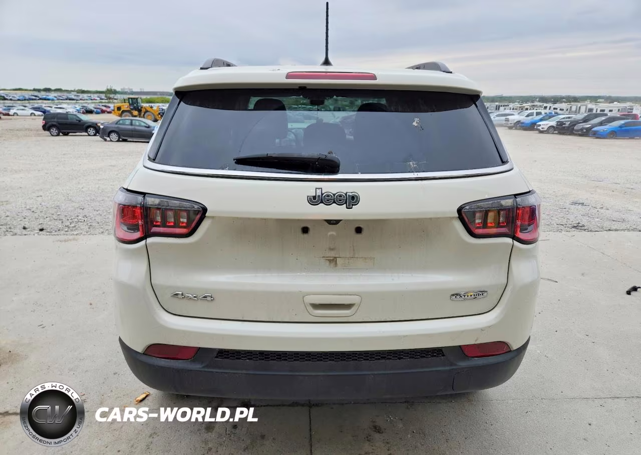 2018 Jeep Compass Latitude VIN:3C4NJDBB0JT400251 - 6