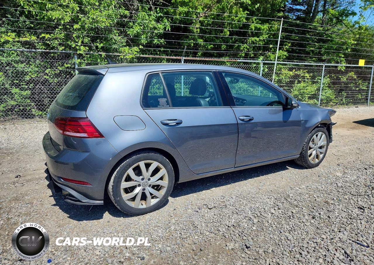 2019 Volkswagen Golf S VIN:3VWW57AUXKM032831 - 3