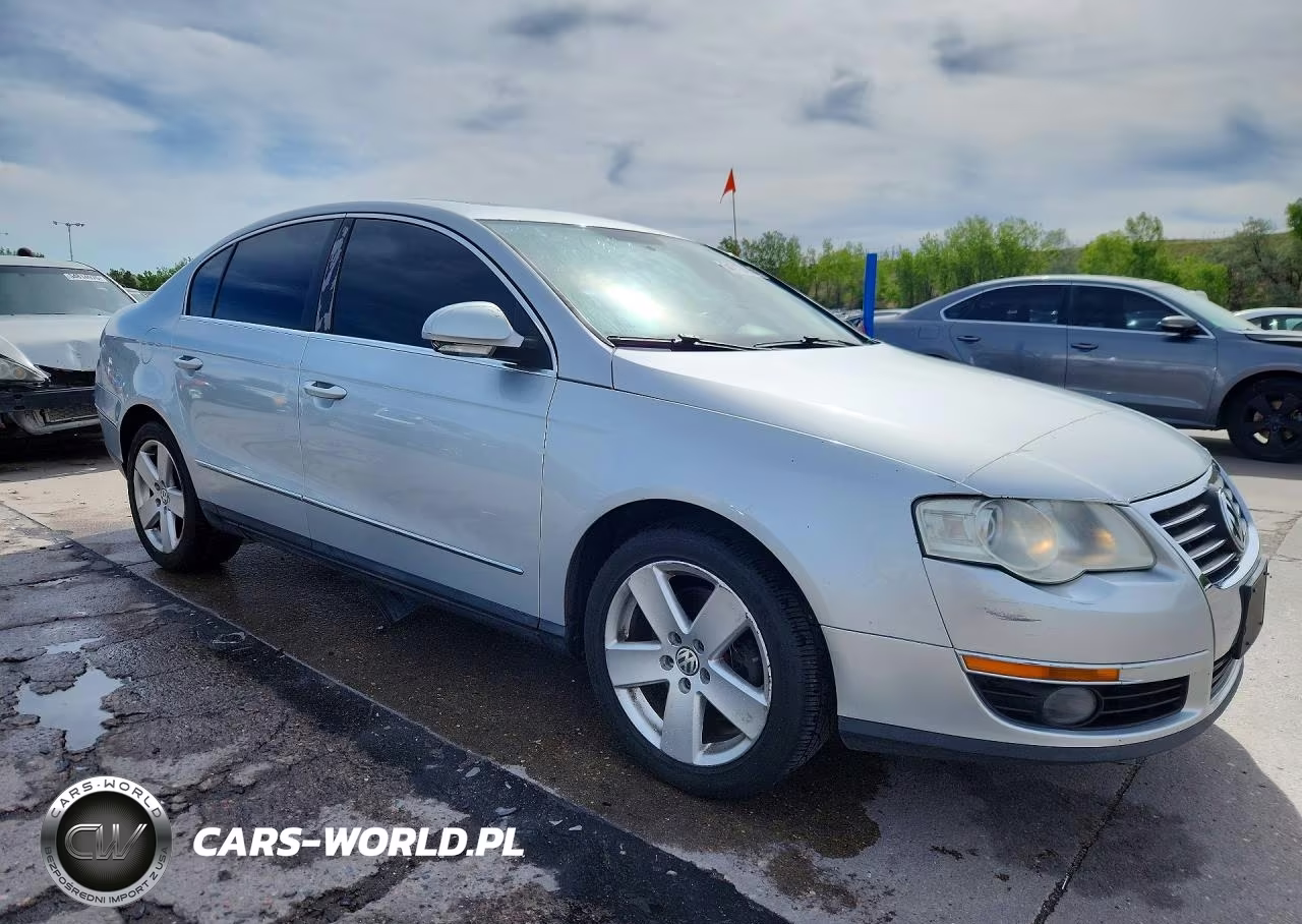 2009 Volkswagen Passat Turbo VIN:WVWJK73C99P028719 - 4