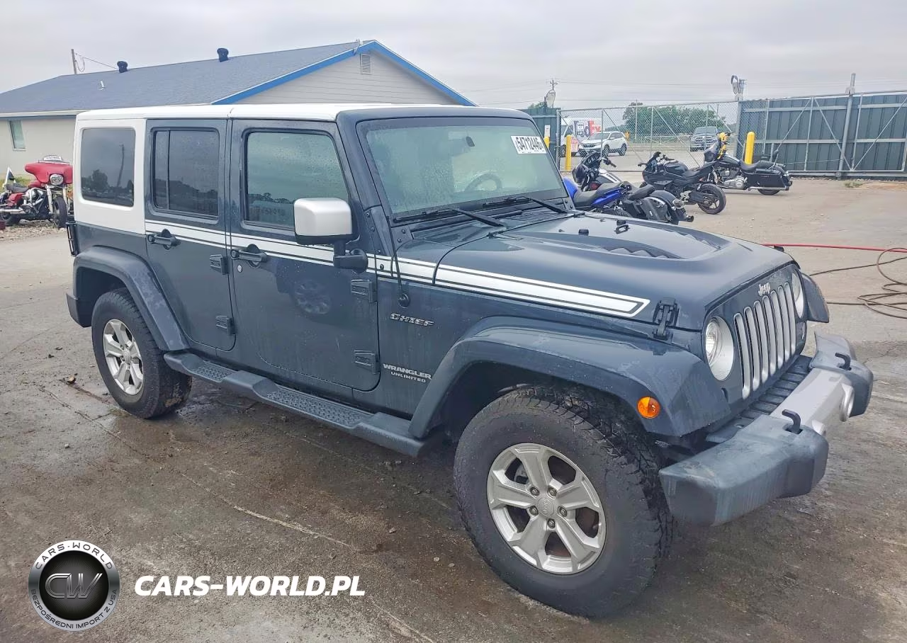 2017 Jeep Wrangler Unlimited Sahara VIN:1C4BJWEG3HL684485 - 4