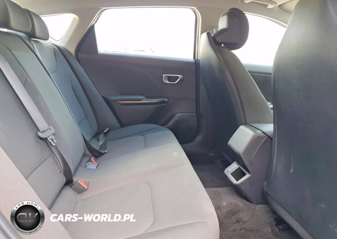 2026 Kia K4 Lxs VIN:3KPFT4DE2TE251872 - 10