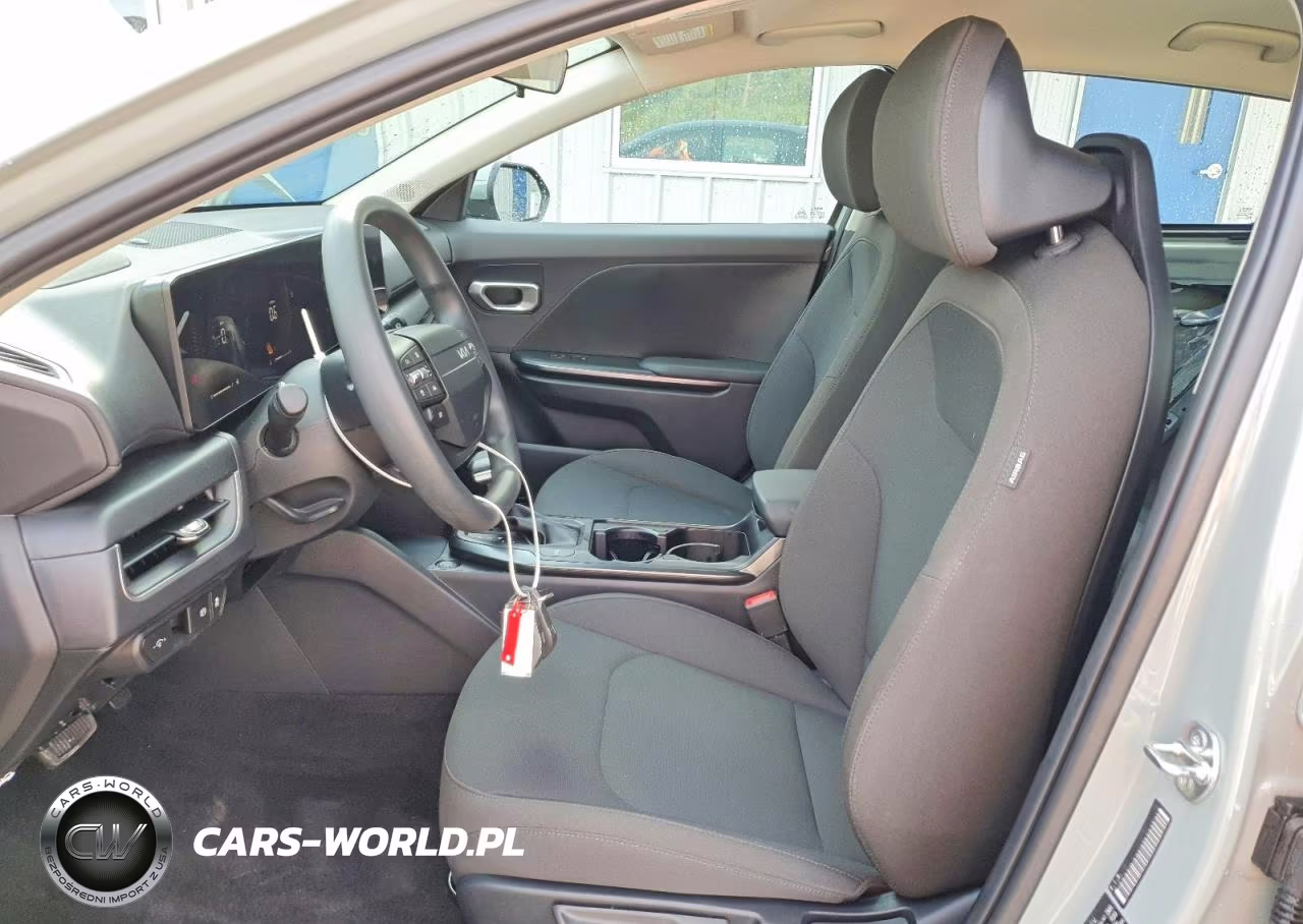 2026 Kia K4 Lxs VIN:3KPFT4DE2TE251872 - 7