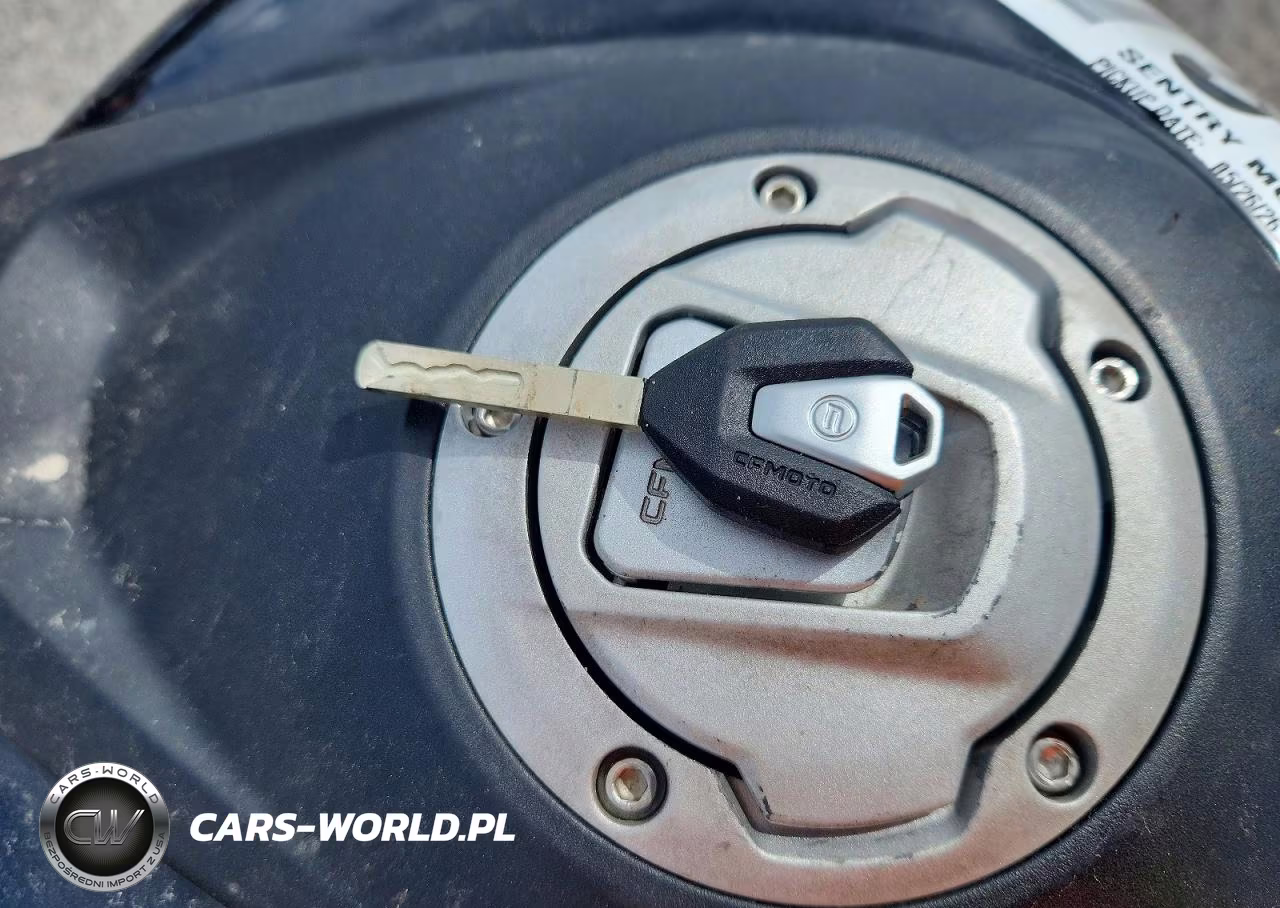 2025 Cf Moto 675Ss VIN:LCEPEVLPXS6003106 - 8