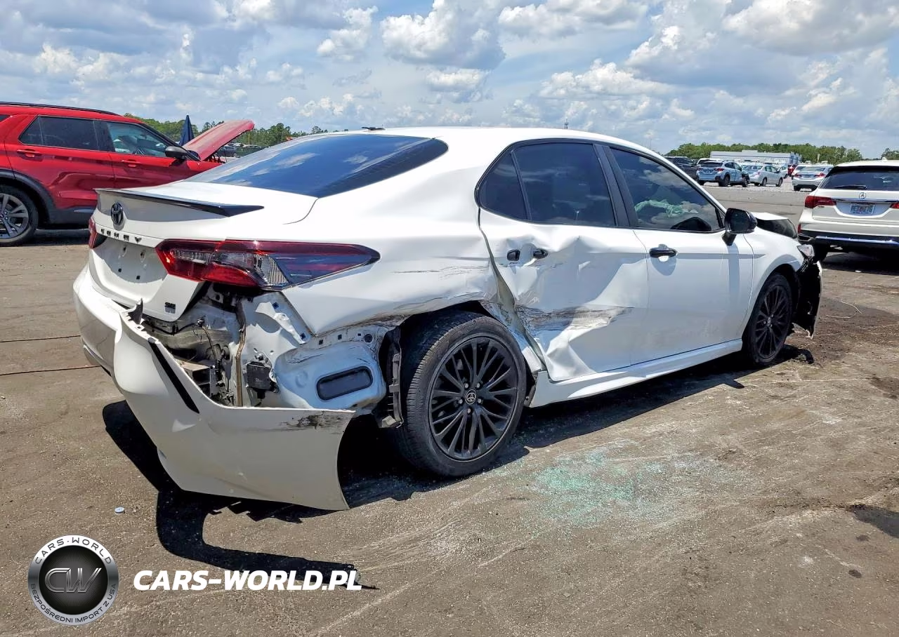 2021 Toyota Camry Se Nightshade VIN:4T1T11AK1MU446443 - 3