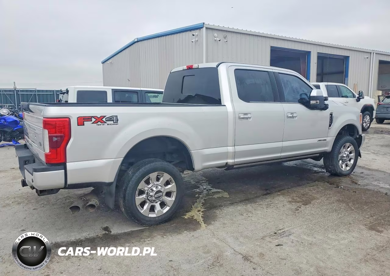 2017 Ford F350 Super Duty VIN:1FT8W3BT6HED03180 - 3