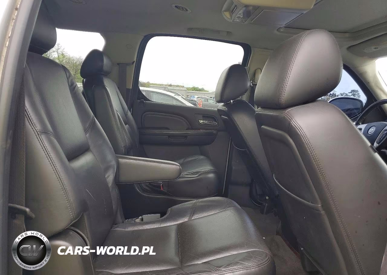 2010 Cadillac Escalade Esv Premium VIN:1GYUKJEF8AR260801 - 11