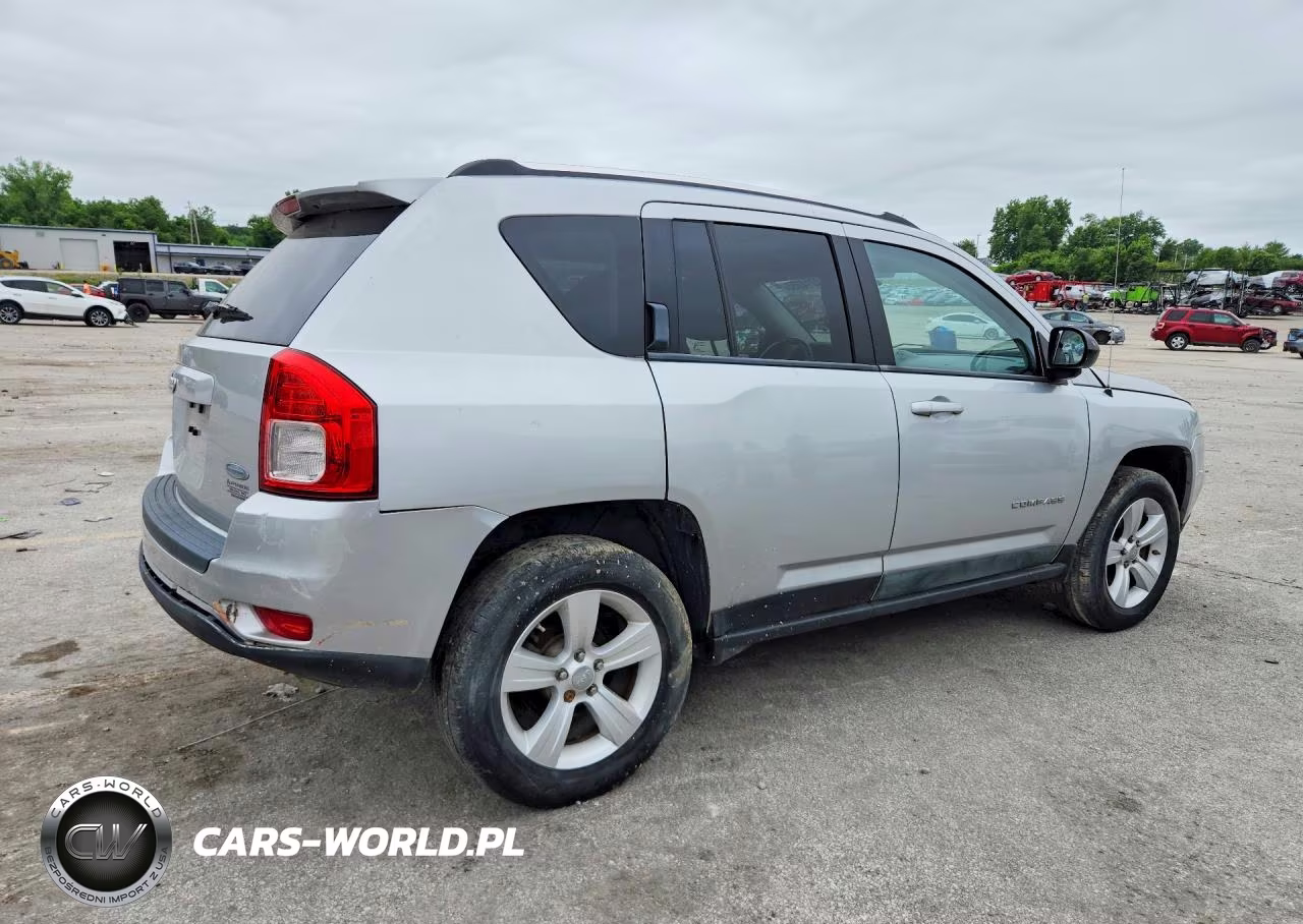 2011 Jeep Compass Sport VIN:1J4NF1FB2BD159093 - 3