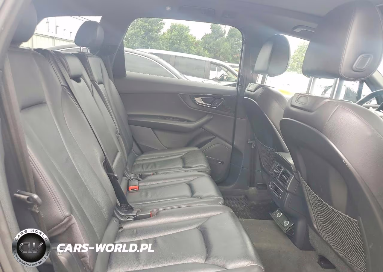 2017 Audi Q7 Premium Plus VIN:WA1LAAF7XHD046731 - 11
