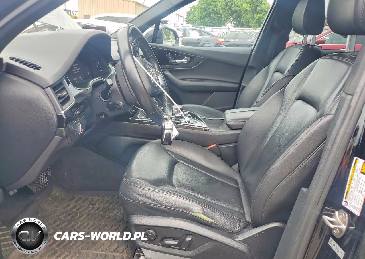 2017 Audi Q7 Premium Plus VIN:WA1LAAF7XHD046731 - 7