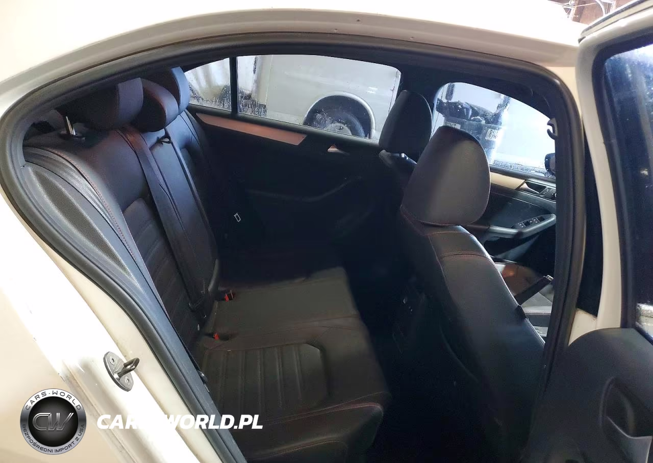 2012 Volkswagen Jetta Gli VIN:3VW5A7AJ0CM009699 - 10