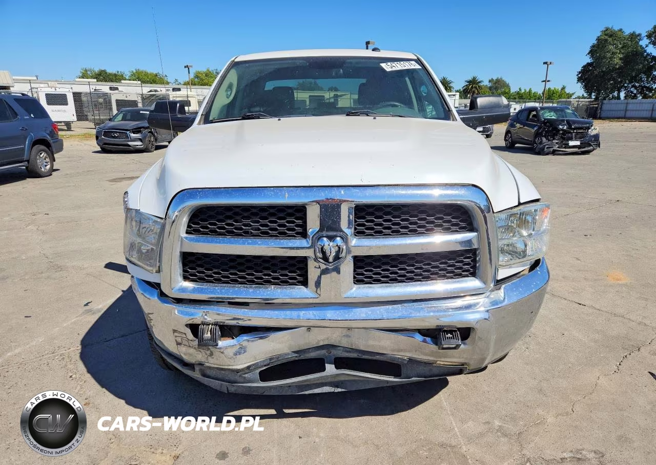 2017 Ram 2500 St VIN:3C6UR4HJXHG656958 - 5