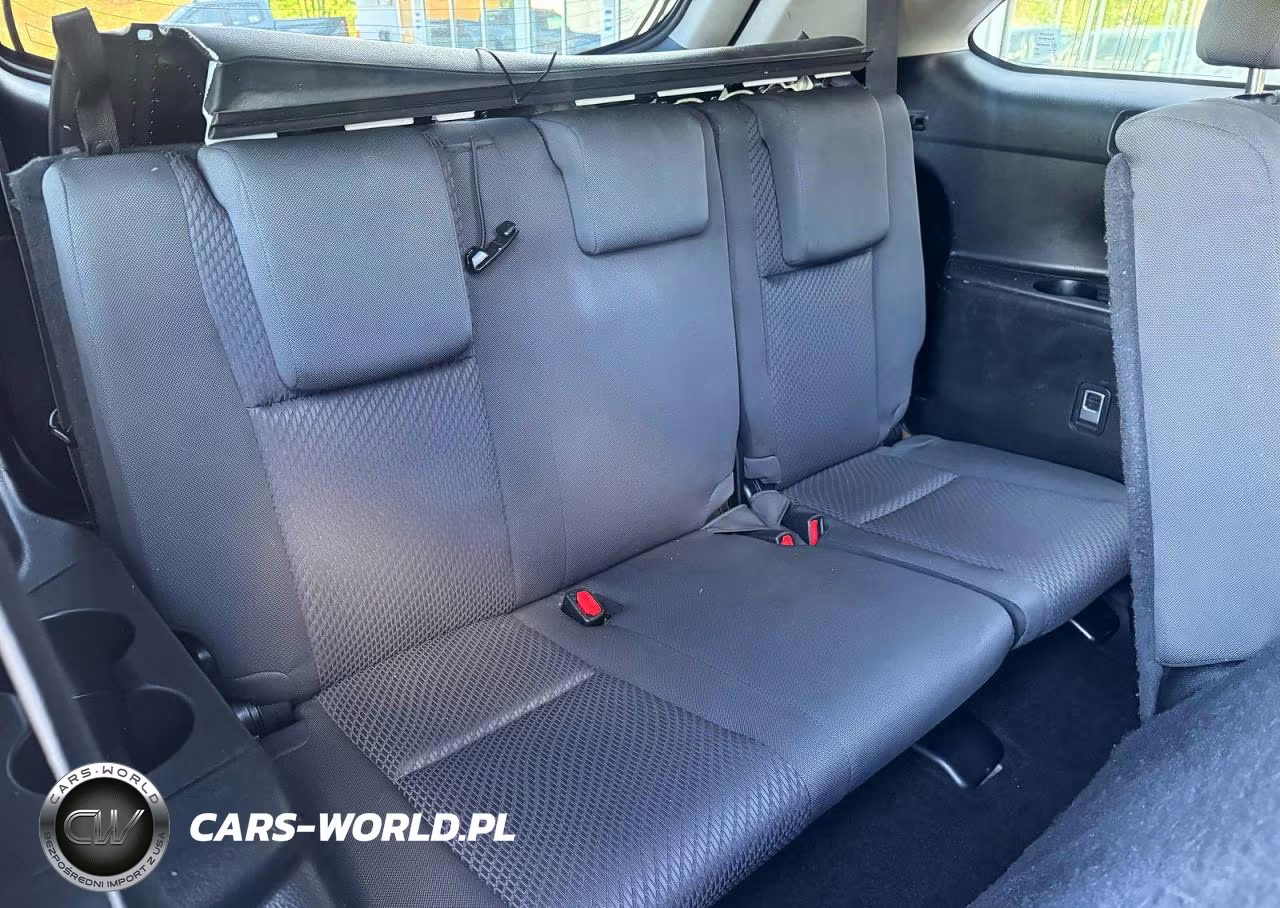 2018 Toyota Highlander Le VIN:5TDBZRFH9JS843564 - 7