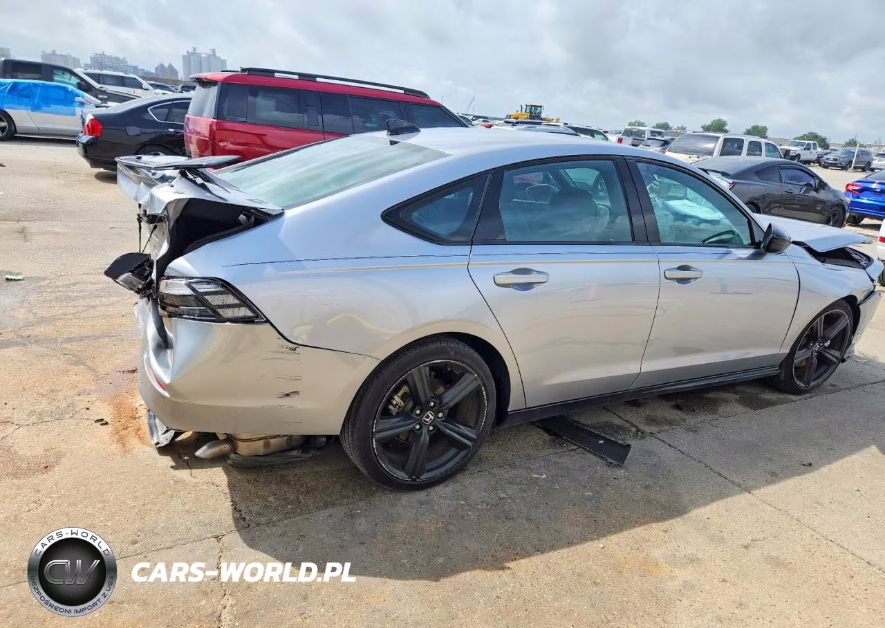 2023 Honda Accord Hybrid Sport-L VIN:1HGCY2F72PA038261 - 3