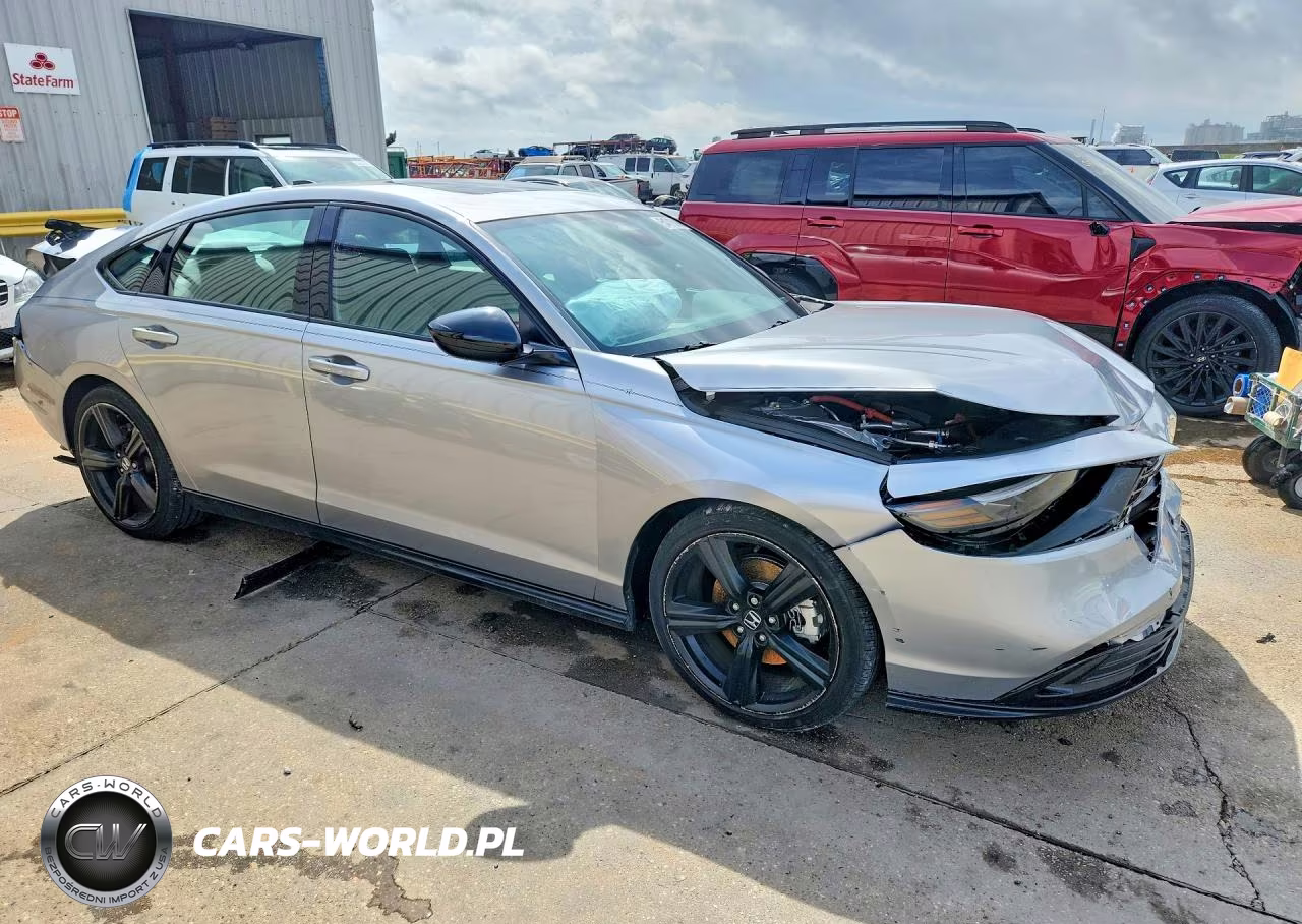 2023 Honda Accord Hybrid Sport-L VIN:1HGCY2F72PA038261 - 4