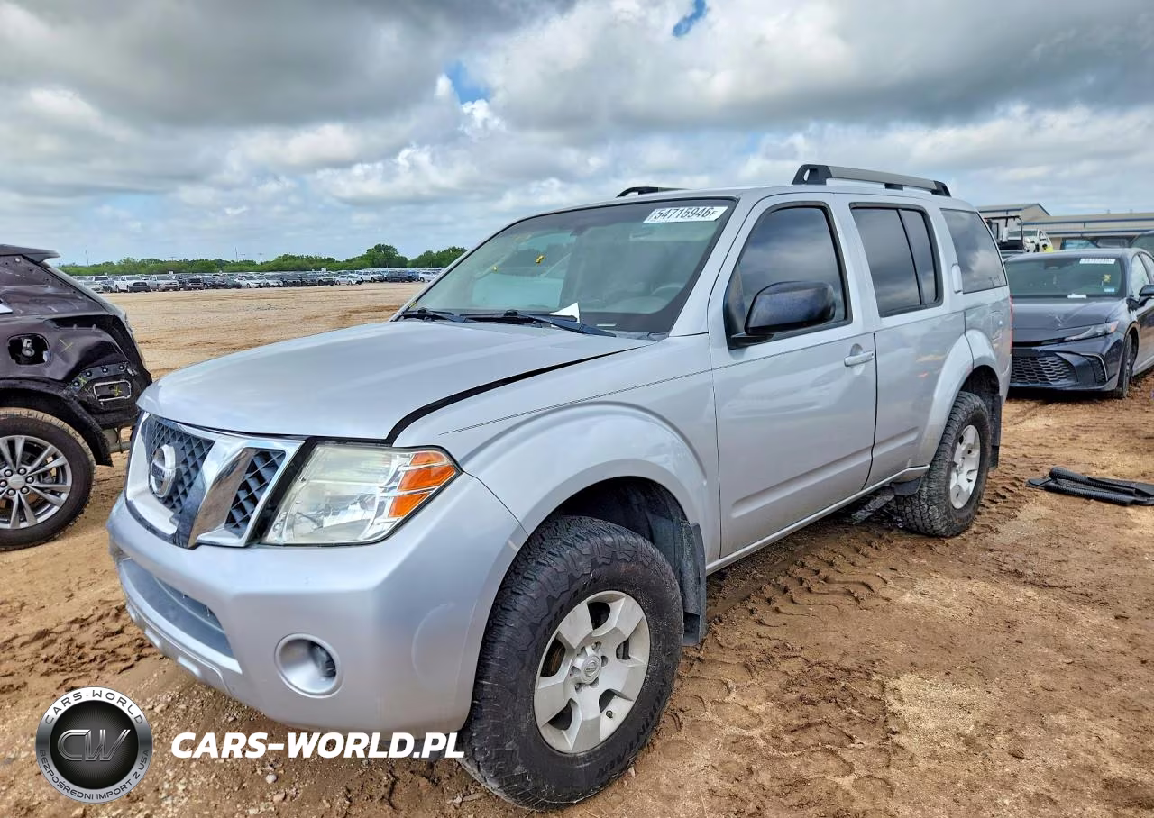 2011 Nissan Pathfinder S
