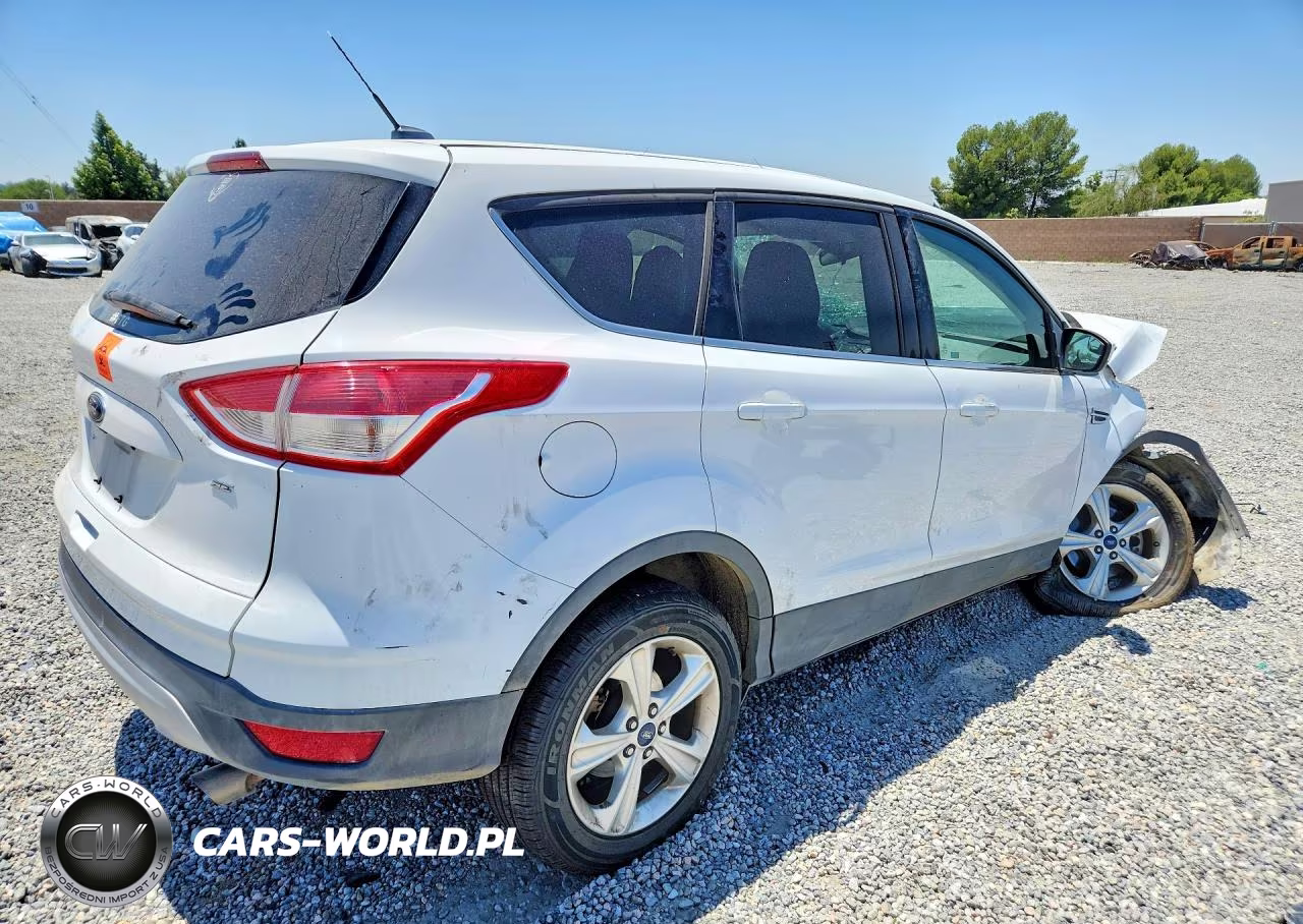 2016 Ford Escape Se VIN:1FMCU0G7XGUA23370 - 3