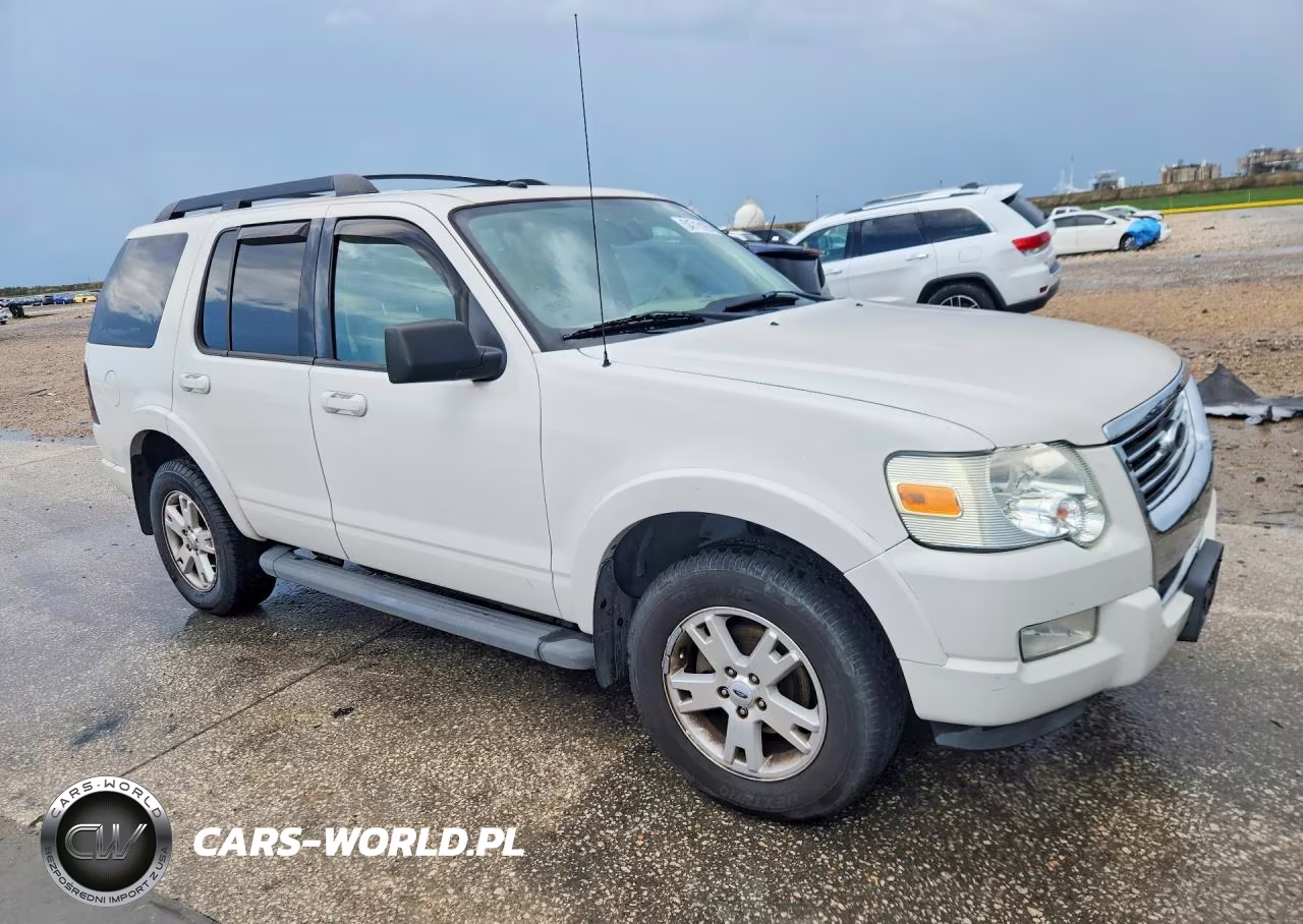 2010 Ford Explorer Xlt VIN:1FMEU6DE5AUA30748 - 4