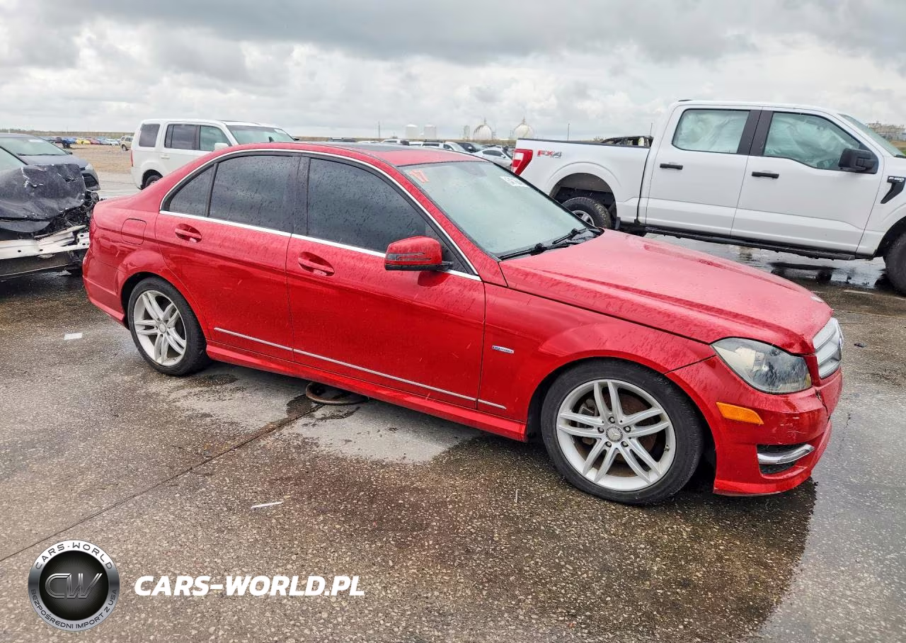 2012 Mercedes-Benz C 250 VIN:WDDGF4HBXCR203980 - 4