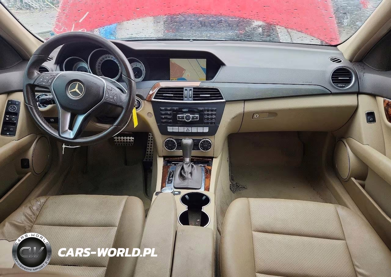 2012 Mercedes-Benz C 250 VIN:WDDGF4HBXCR203980 - 8