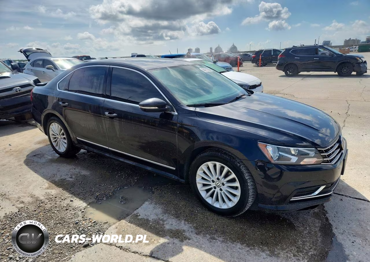 2017 Volkswagen Passat Se VIN:1VWBT7A31HC007340 - 4