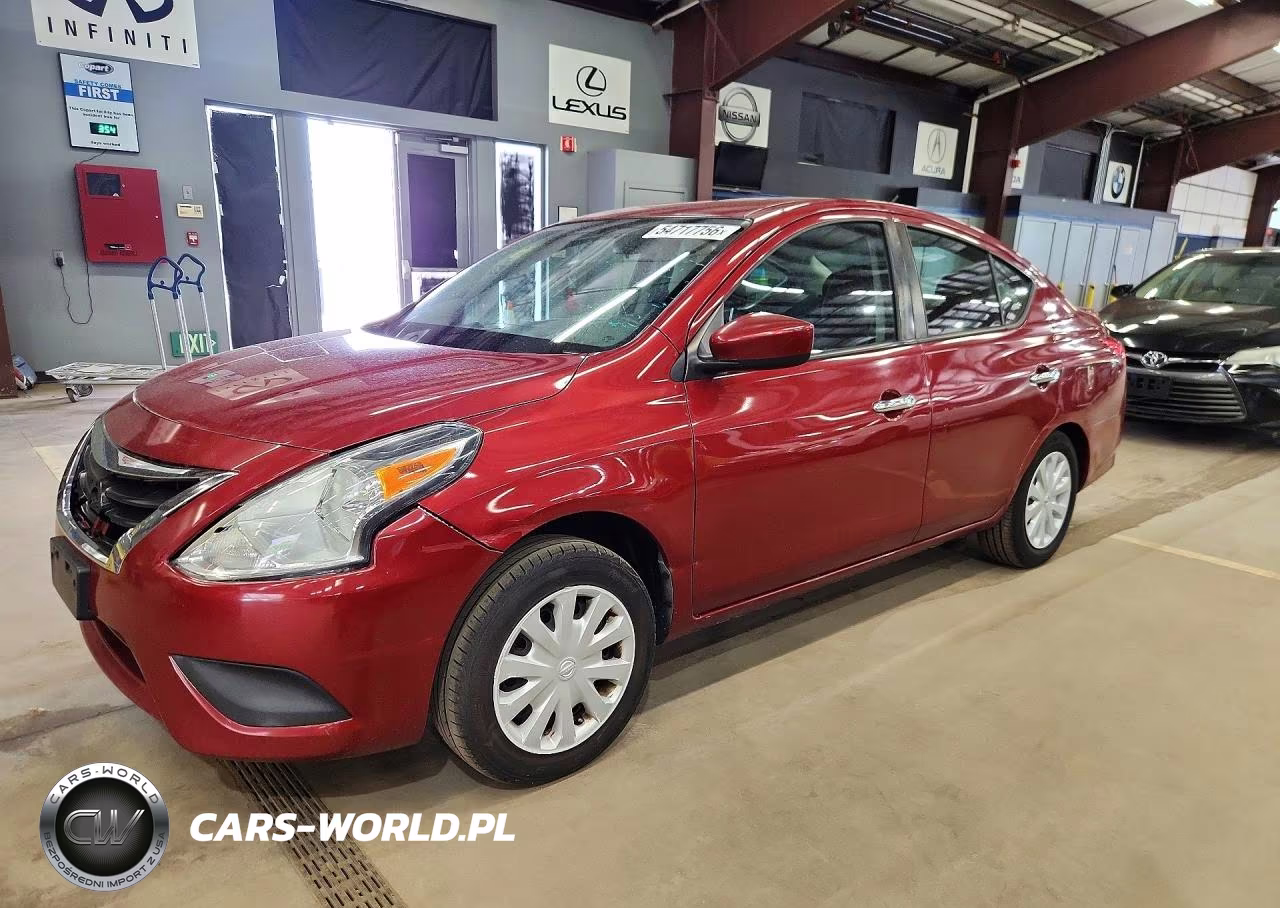 2018 Nissan Versa Sv