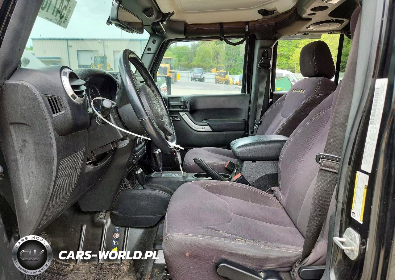2013 Jeep Wrangler Unlimited Sahara VIN:1C4HJWEGXDL678493 - 7