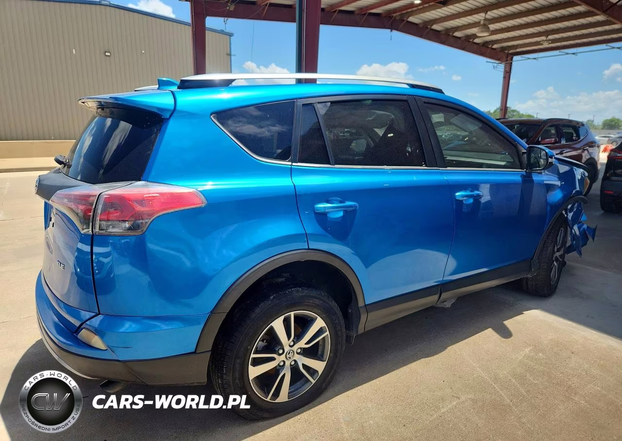 2017 Toyota Rav4 Xle VIN:JTMWFREV1HJ128450 - 3